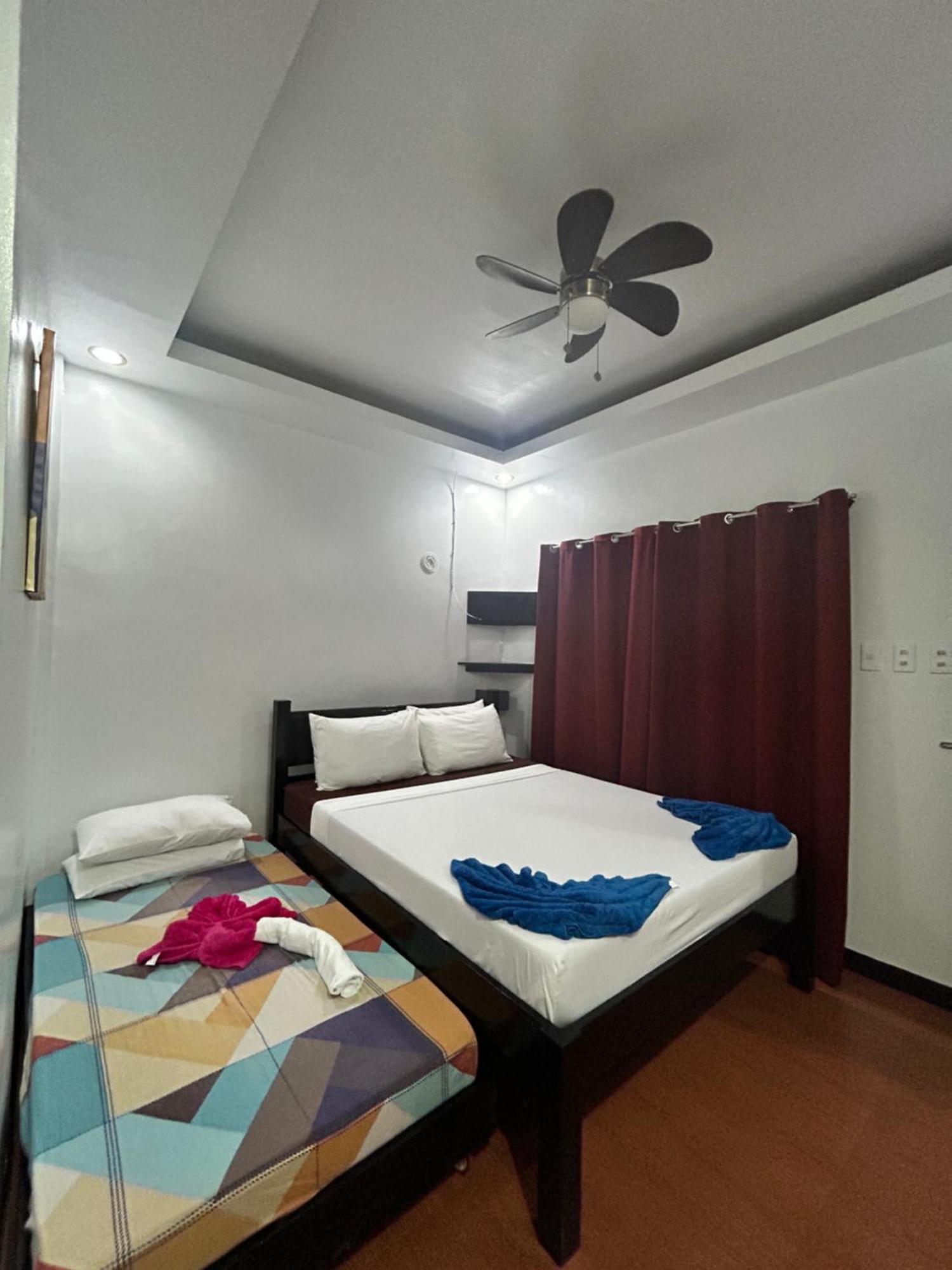 Seaslugs Travellers bahay-panuluyan *