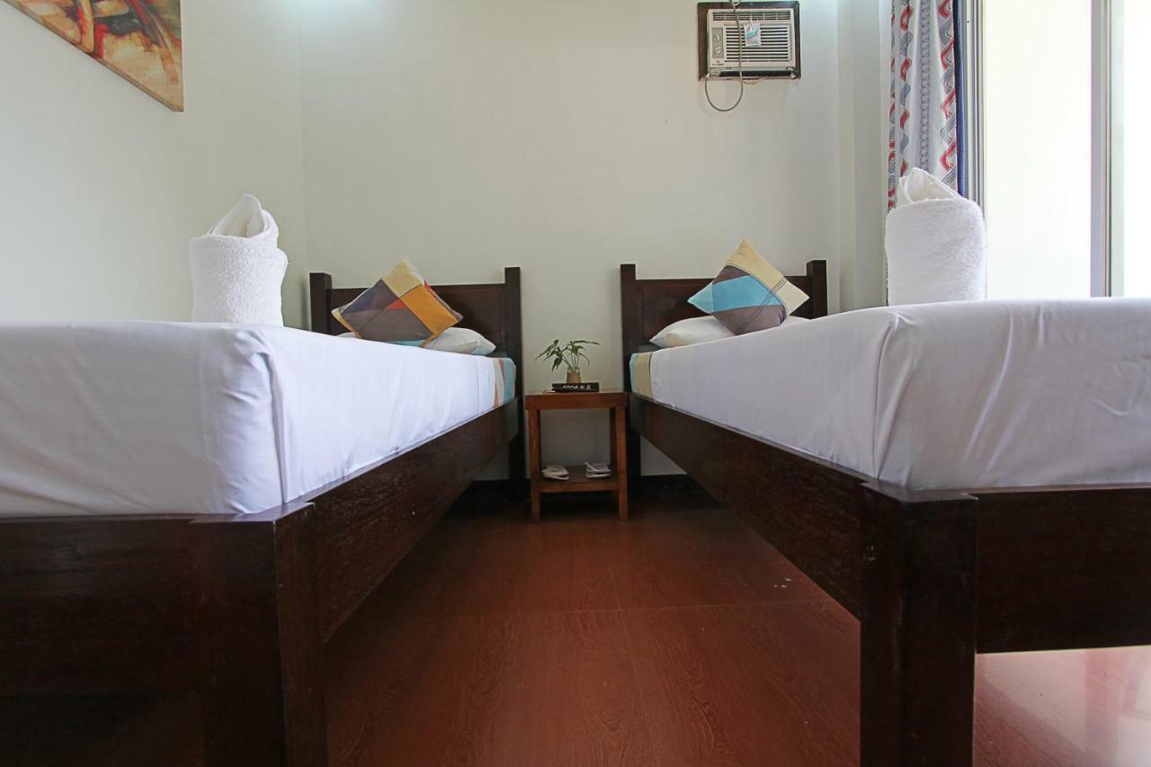 bahay-panuluyan Seaslugs Travellers *